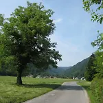 Iskaretreat *