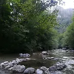 Iskaretreat